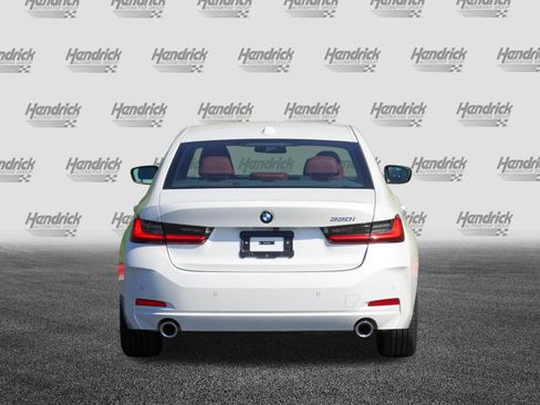 Certified 2025 BMW 330i Sedan RWD image 8