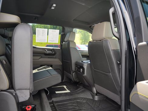 Certified 2025 Chevrolet Silverado 1500 ZR2 w/ Technology Package AWD/4WD image 32