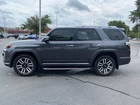 Used 2021 Toyota 4Runner Limited AWD/4WD image 4