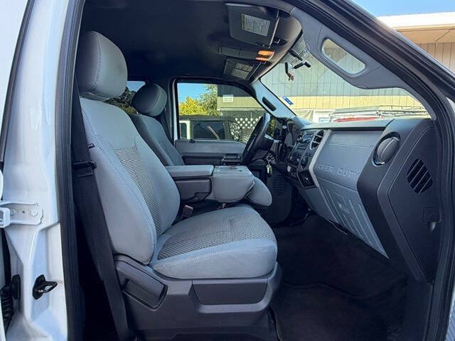 Used 2016 Ford F350 XLT AWD/4WD image 16