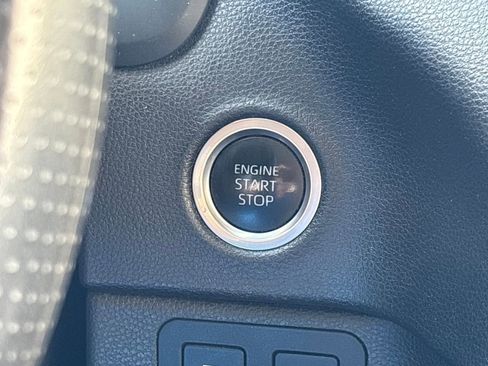 Used 2023 Toyota Tundra SR5 AWD/4WD image 17