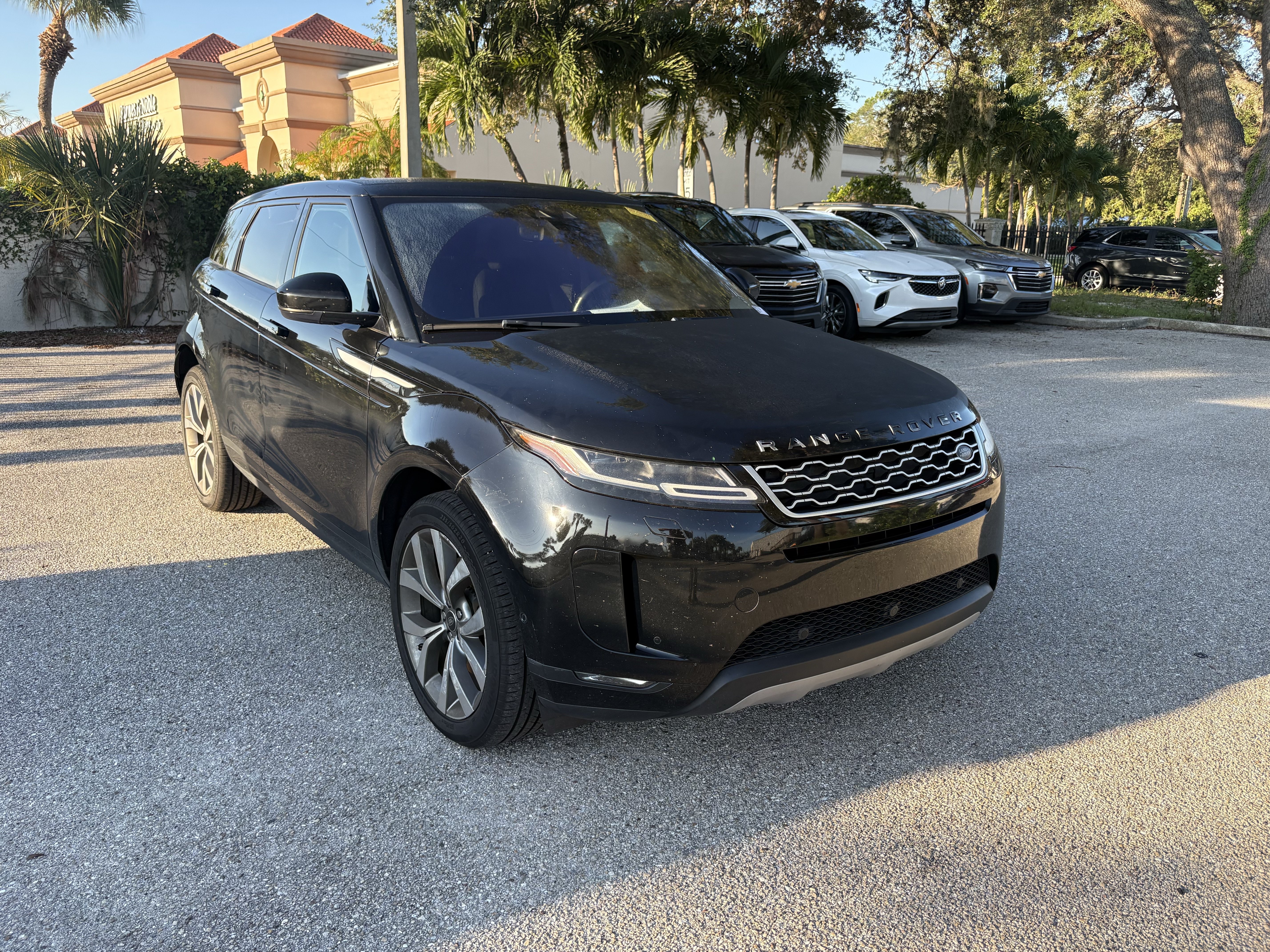 Used 2020 Land Rover Range Rover Evoque SE AWD/4WD image 10