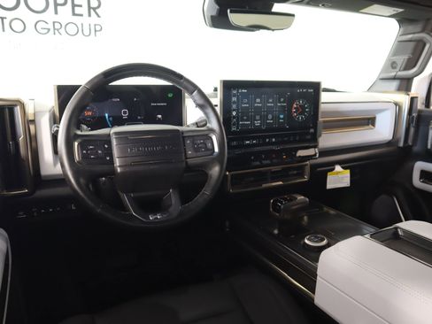 Used 2025 GMC Hummer EV 2X image 2