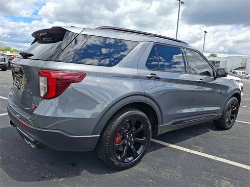 Certified 2023 Ford Explorer ST w/ Equipment Group 401A image 6