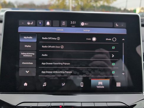 Used 2023 Jeep Compass Latitude w/ Convenience Group image 40