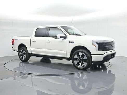 New 2025 Ford F150 Lightning Platinum image 34