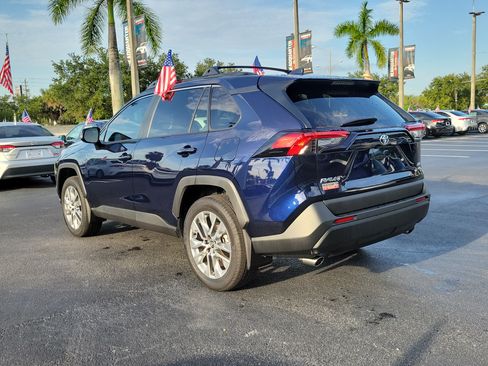 Used 2025 Toyota RAV4 XLE Premium w/ Weather Package AWD/4WD image 8