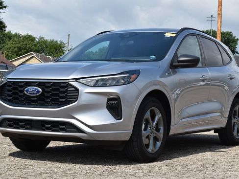 Used 2024 Ford Escape ST-Line w/ Tech Pack #1 AWD/4WD image 1