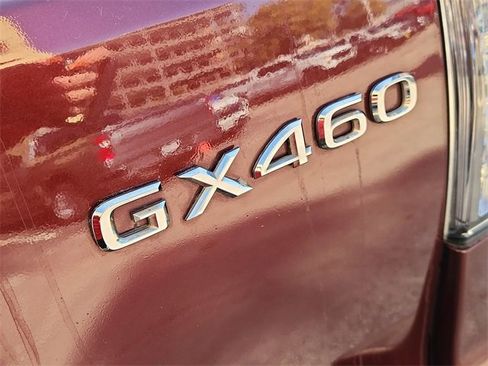 Used 2019 Lexus GX 460 image 32