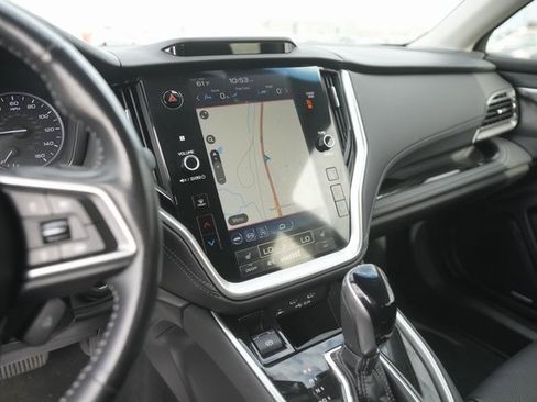 Used 2021 Subaru Outback Limited image 26