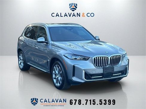 Used 2025 BMW X5 xDrive50e image 1