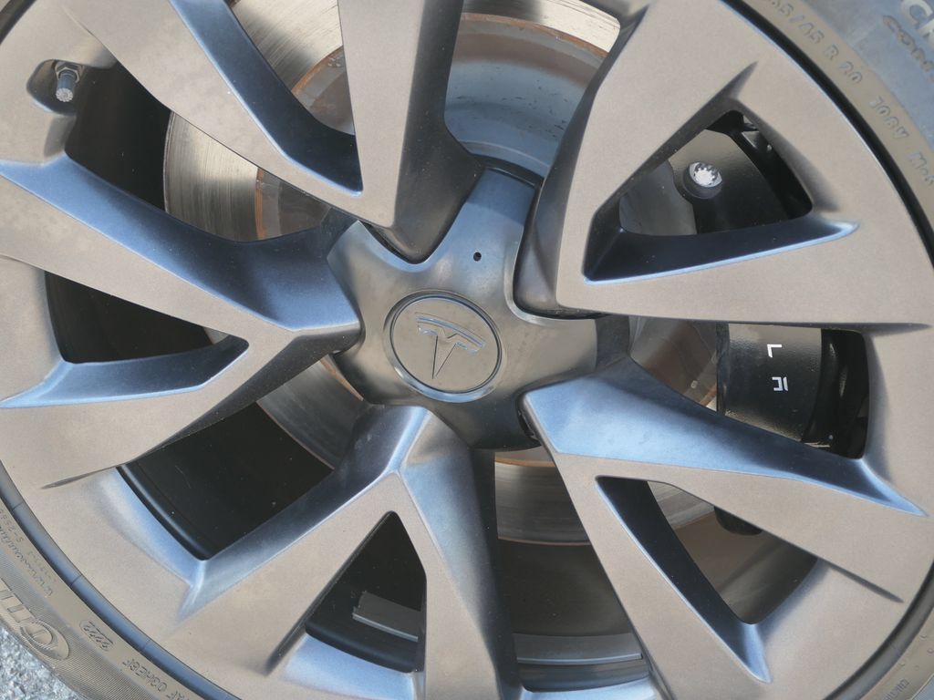 Used 2023 Tesla Model X AWD/4WD image 9