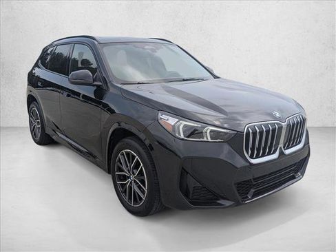 Used 2026 BMW X1 xDrive28i AWD/4WD image 3