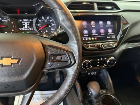 Used 2023 Chevrolet TrailBlazer LT w/ Convenience Package AWD/4WD image 26
