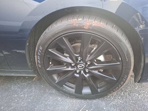 Used 2025 MAZDA MAZDA3 s FWD image 4