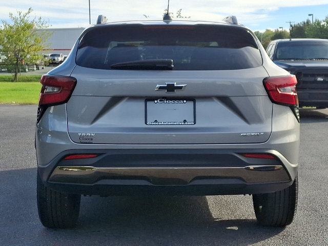 Used 2024 Chevrolet Trax ACTIV FWD image 8