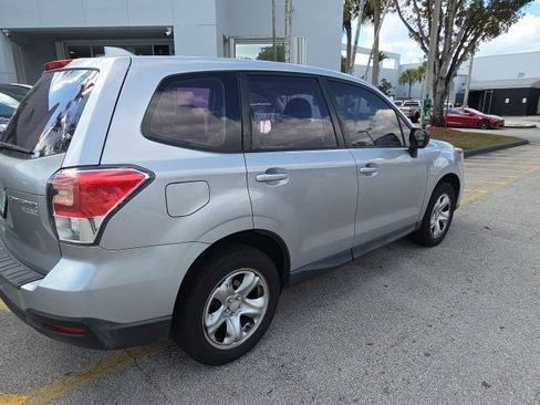Used 2017 Subaru Forester 2.5i w/ Popular Package #2A image 3