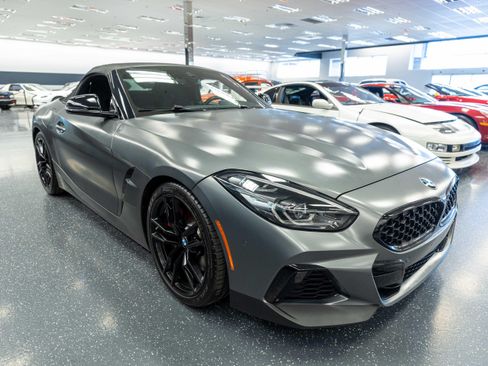 Used 2021 BMW Z4 M40i w/ Executive Package RWD image 10
