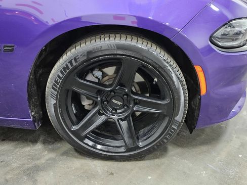 Used 2016 Dodge Charger R/T image 11