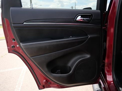 Used 2021 Jeep Grand Cherokee Limited w/ Quick Order Package 28K 80th AWD/4WD image 16