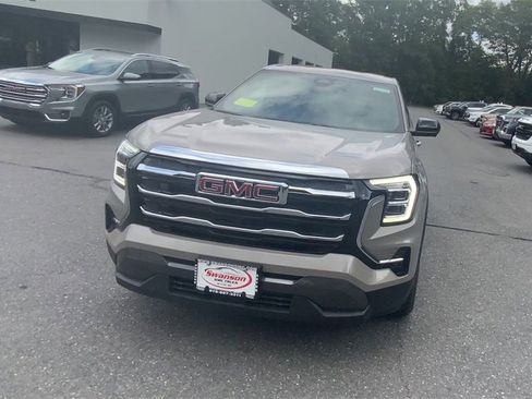 New 2026 GMC Terrain Elevation w/ Technology Package II image 3