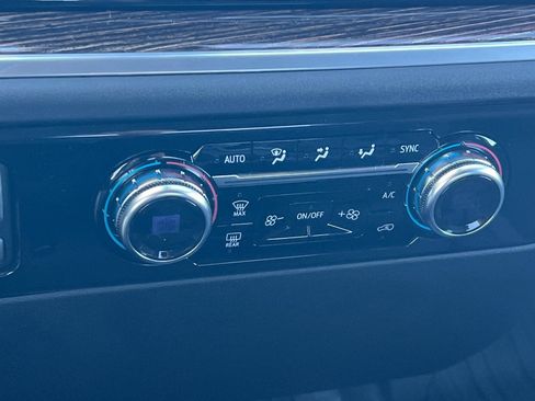 New 2026 GMC Sierra 2500 SLE AWD/4WD image 17
