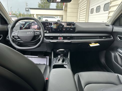 New 2026 Kia K4 EX FWD image 15