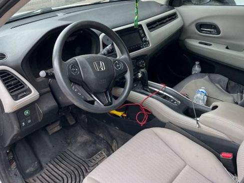 Used 2016 Honda HR-V LX image 6