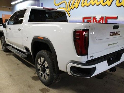 New 2026 GMC Sierra 2500 Denali w/ Denali Reserve Package image 7