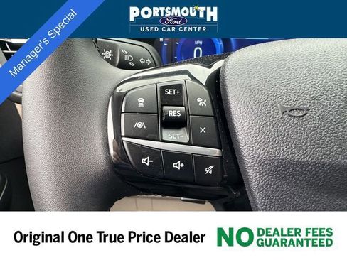 Used 2022 Ford Escape SEL w/ Technology Package image 24