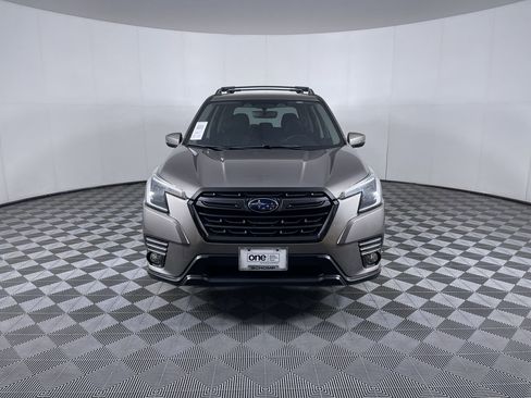Used 2022 Subaru Forester Limited w/ Popular Package #2 image 28
