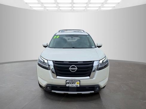 Used 2022 Nissan Pathfinder SL w/ SL Premium Package AWD/4WD image 3