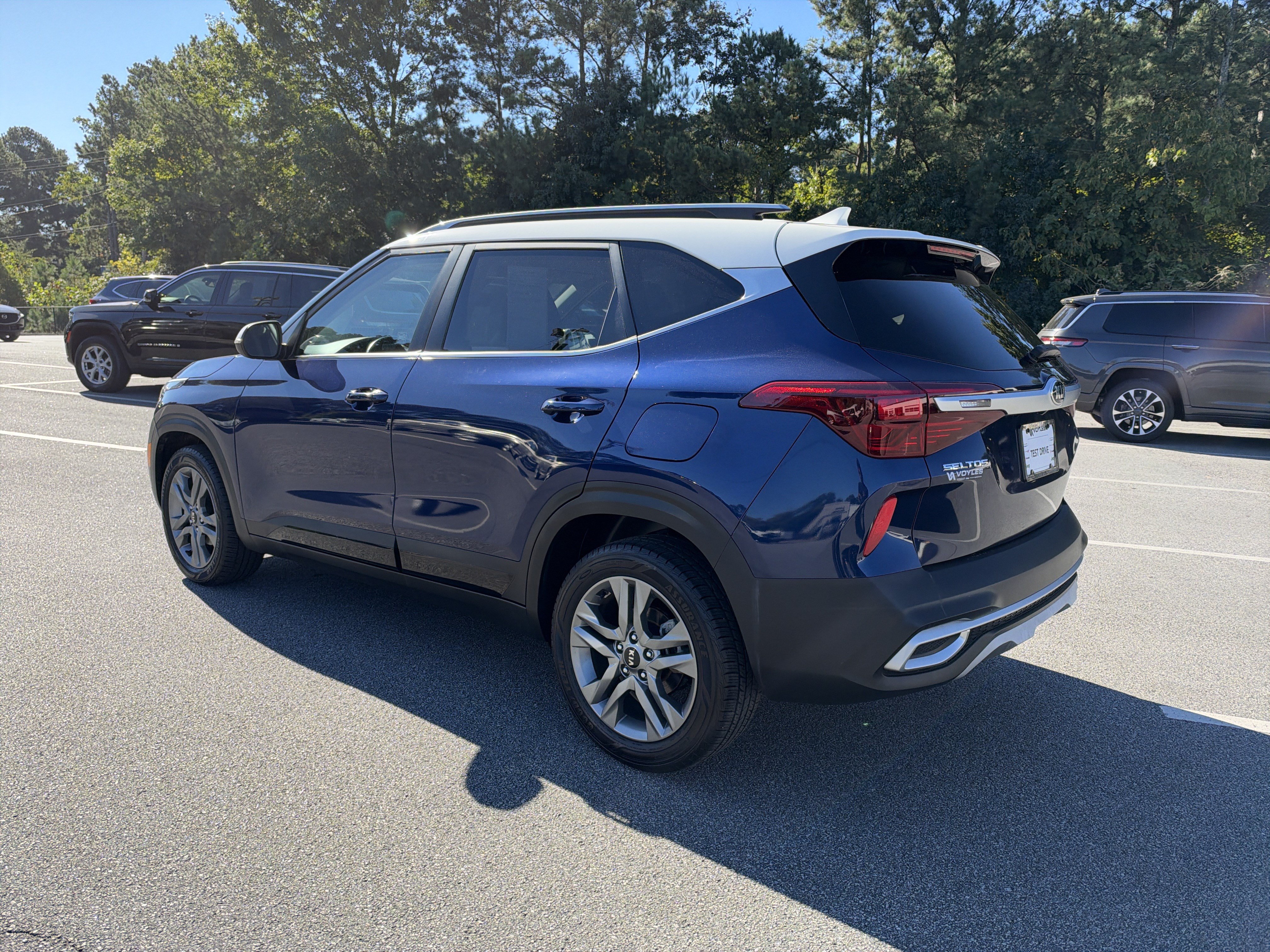 Used 2021 Kia Seltos S FWD image 6