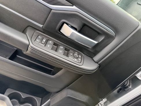 New 2026 RAM 2500 Big Horn AWD/4WD image 11