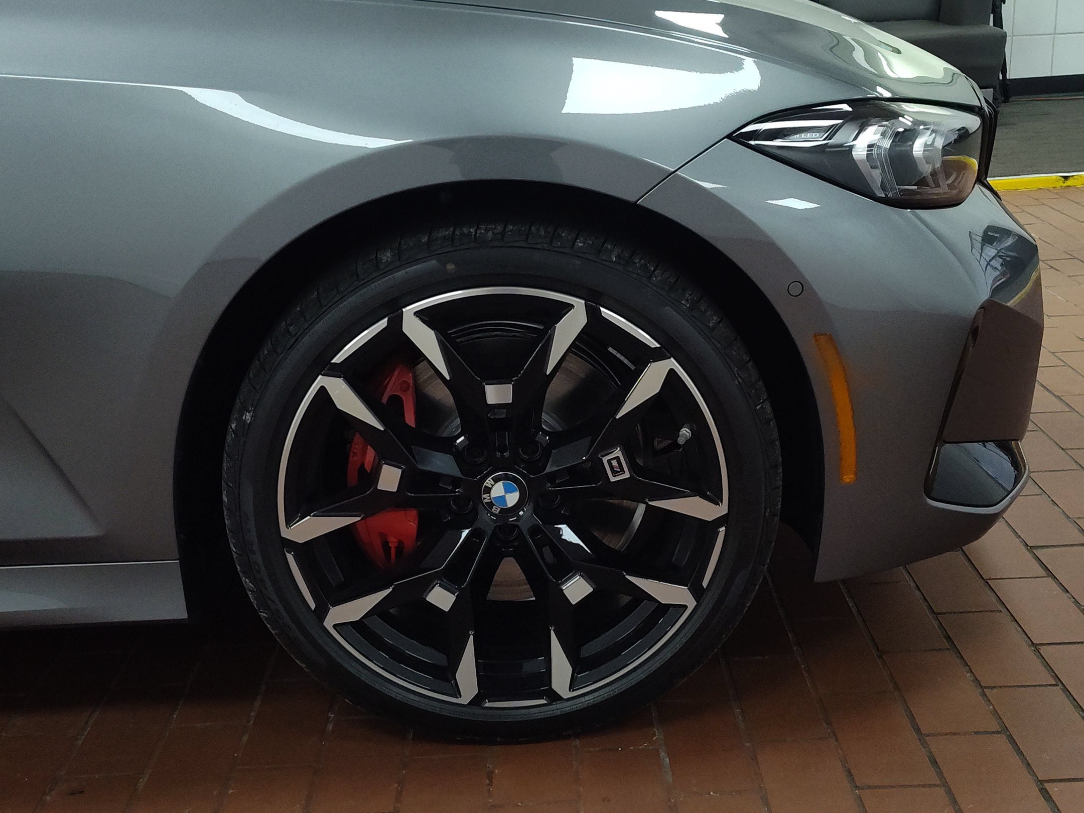 Used 2026 BMW 330i xDrive Sedan w/ M Sport Package AWD/4WD image 10