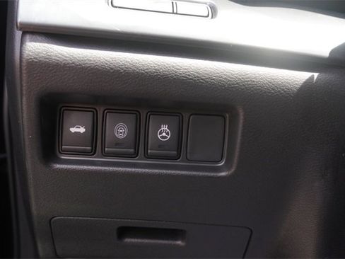 Used 2023 Nissan Maxima SR w/ Sport Mat Group image 21