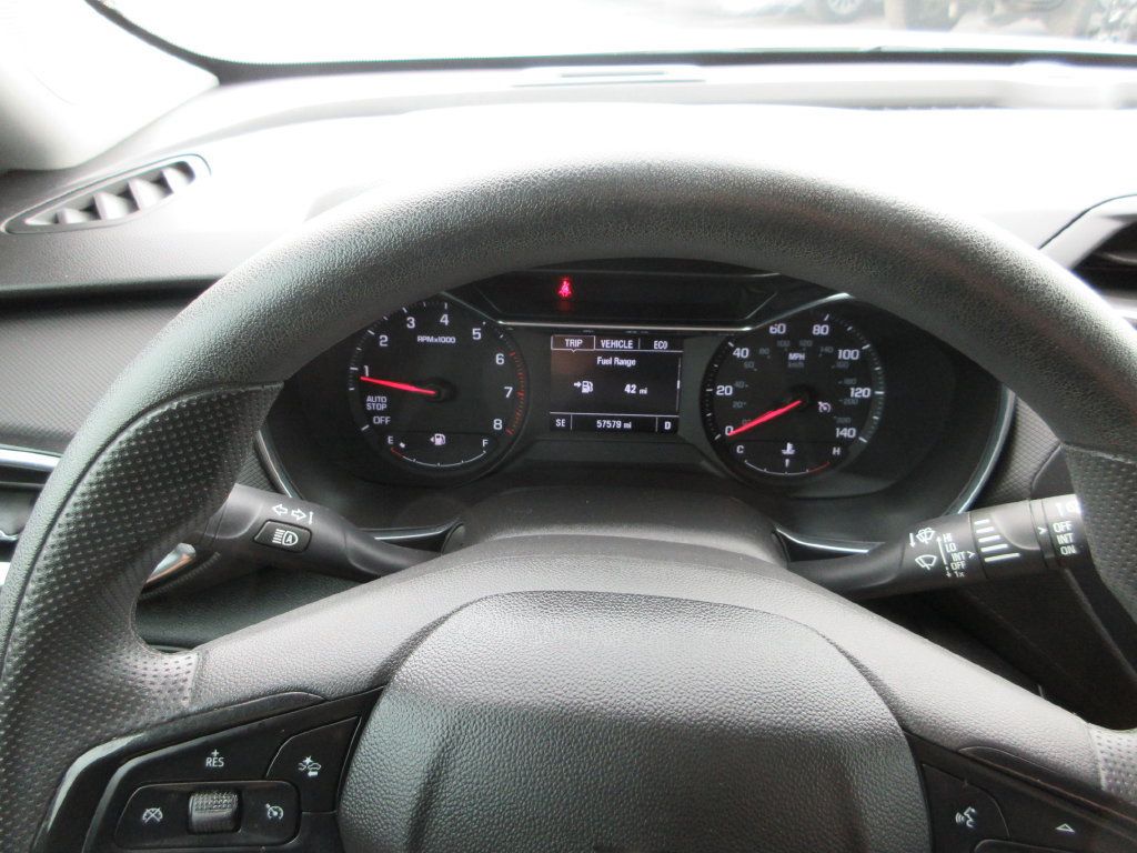 Certified 2022 Chevrolet TrailBlazer LT w/ Confidence II Package FWD image 27