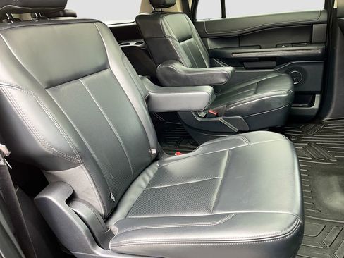 Used 2022 Ford Expedition Max XLT AWD/4WD image 30
