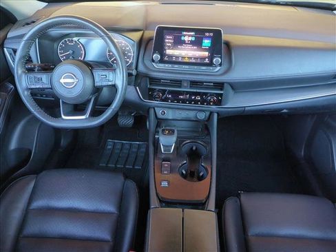 Used 2023 Nissan Rogue SV w/ SV Premium B Package FWD image 16