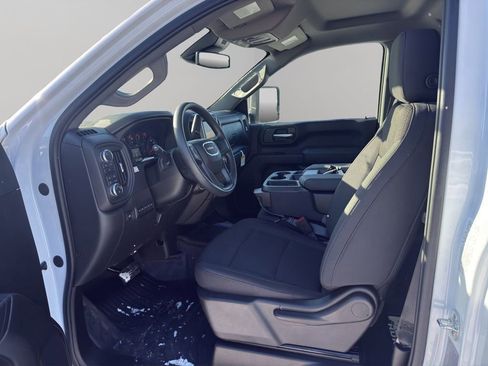 New 2025 GMC Sierra 3500 Pro w/ Convenience Package AWD/4WD image 13