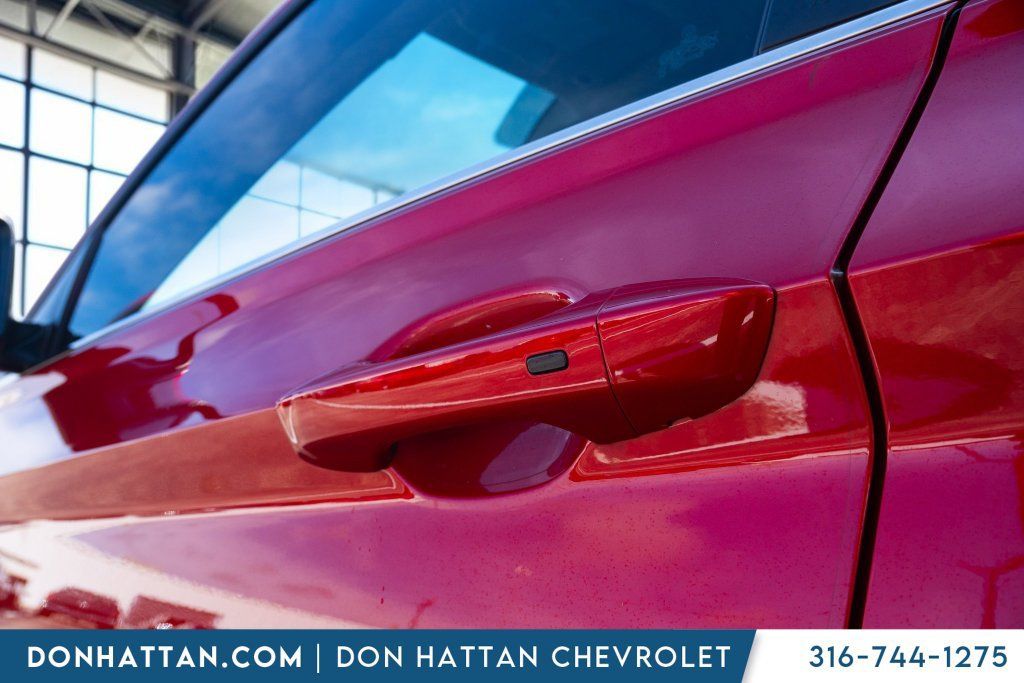 Used 2025 Volkswagen Jetta SE FWD image 41