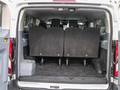 Used 2018 Ford Transit 350 XLT image 21