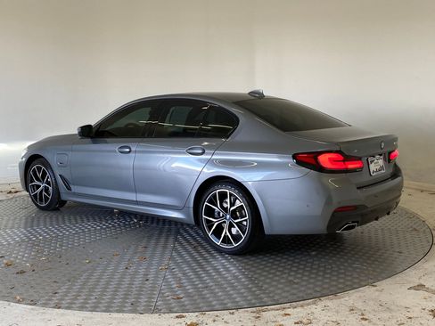 Certified 2023 BMW 530e xDrive w/ M Sport Package image 3