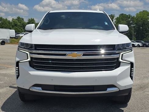 Used 2024 Chevrolet Tahoe LT w/ Luxury Package RWD image 8