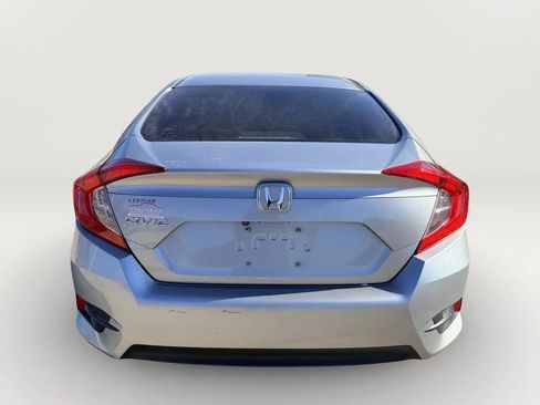 Used 2016 Honda Civic EX image 2