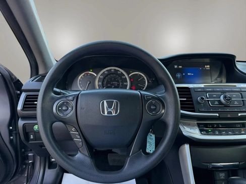 Used 2015 Honda Accord LX image 14