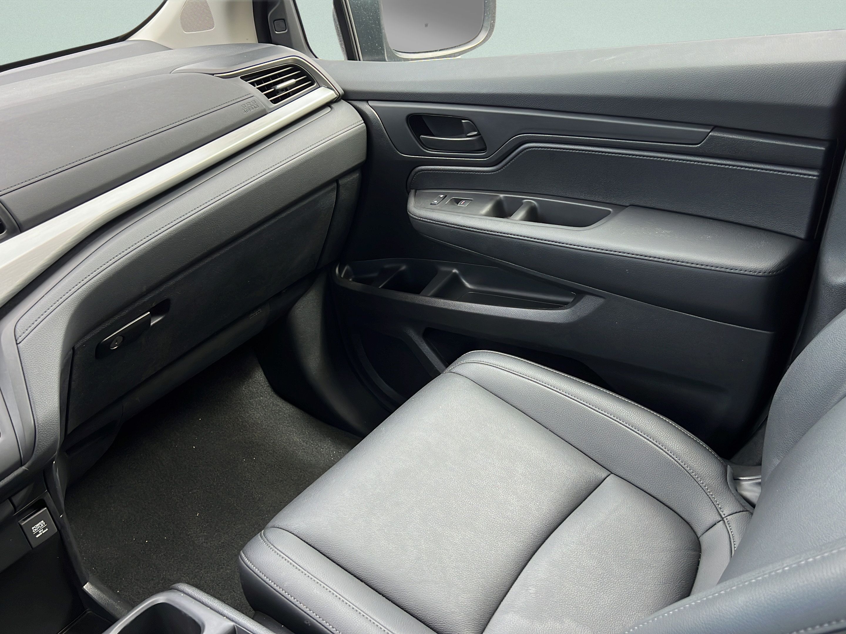 Used 2025 Honda Odyssey EX-L image 14
