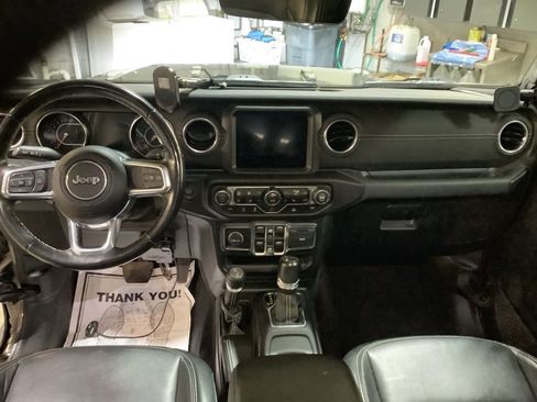 Used 2022 Jeep Gladiator Overland w/ Popular Equipment Package image 21