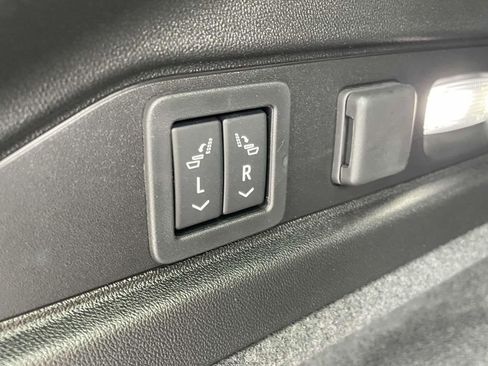 New 2025 Cadillac Lyriq Sport image 11