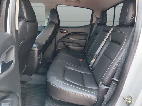 Used 2019 Chevrolet Colorado ZR2 image 32